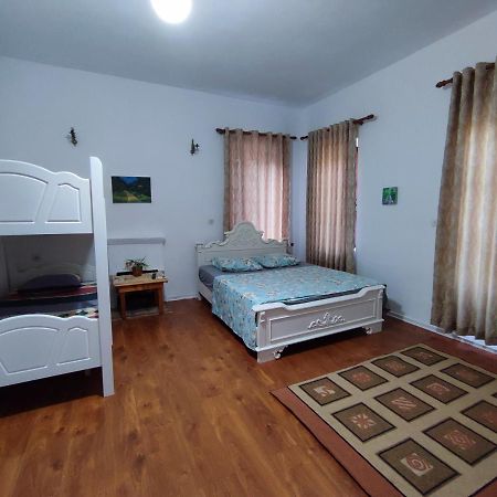 Beach Rooms Himare Luaran gambar